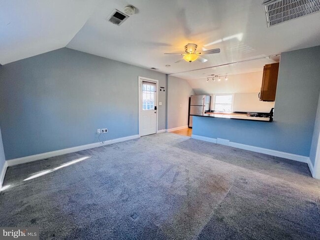 Building Photo - 2616 Arlington Blvd