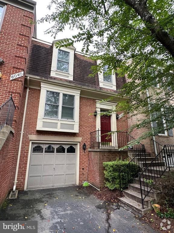 Building Photo - 6042 Loganwood Dr