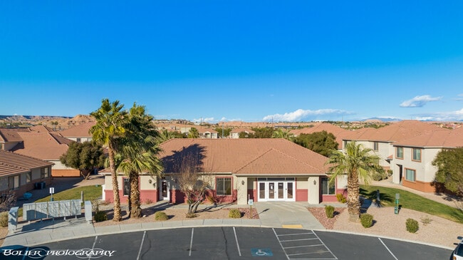 Building Photo - 95 Shade Tree Ln