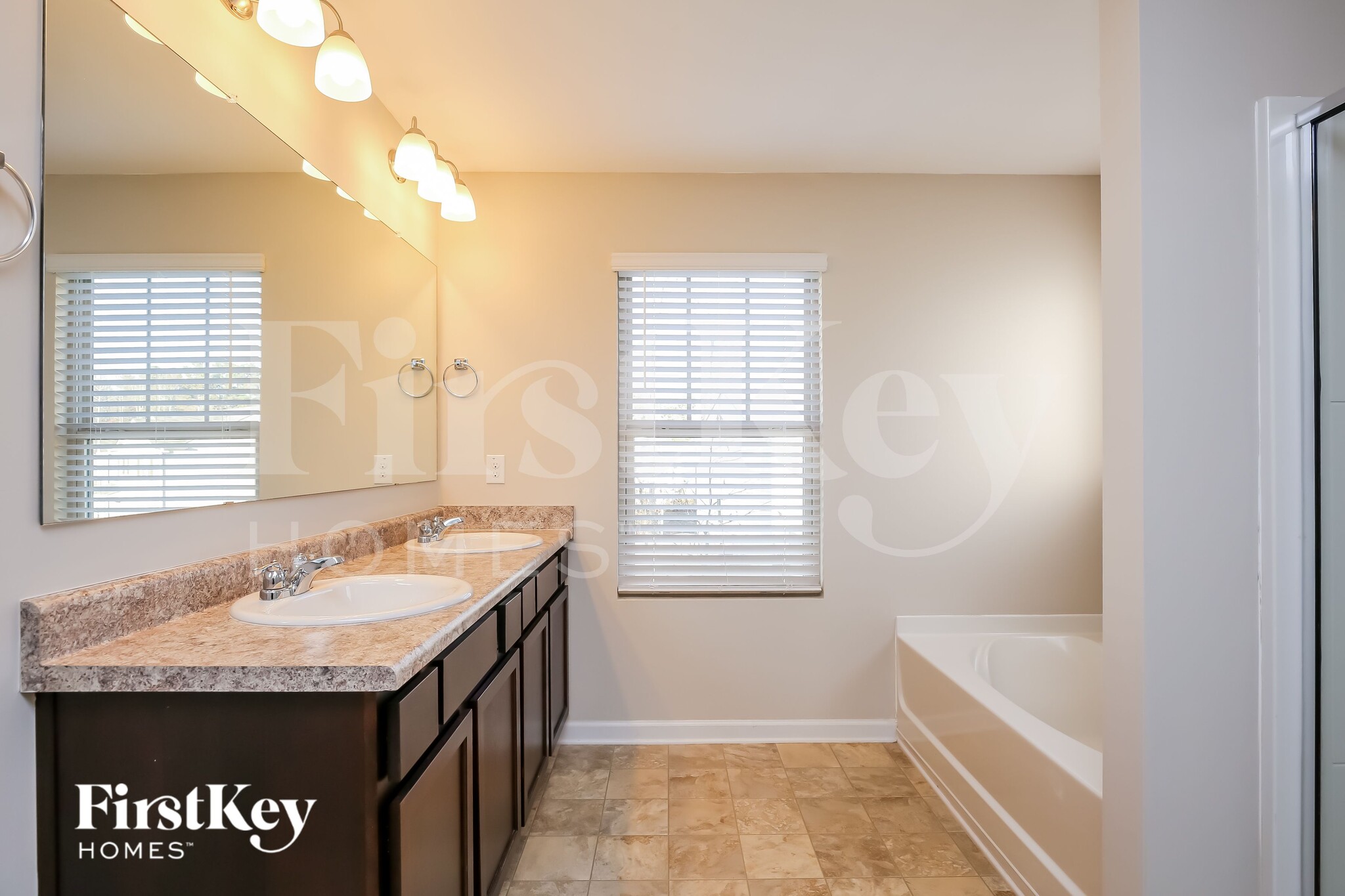 Building Photo - 73 Maple Brook Dr