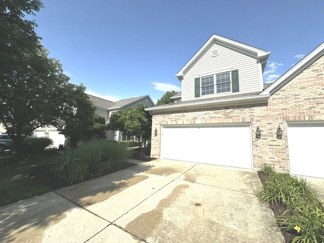 Primary Photo - 1N061 Mission Ct