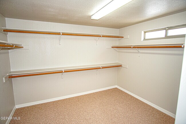 Building Photo - 12712 Tierra Karla Dr