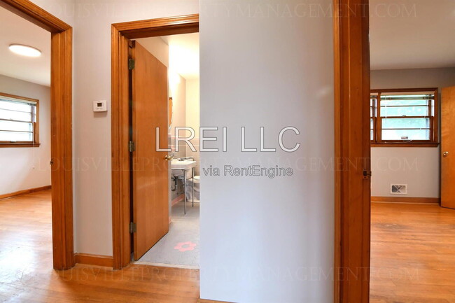 Building Photo - 3508 Janell Rd