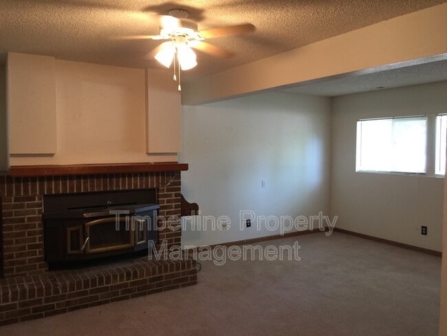 Building Photo - 8749 Bellcove Cir