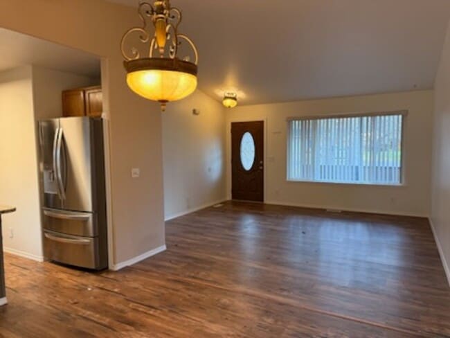 Building Photo - Home in Hayden