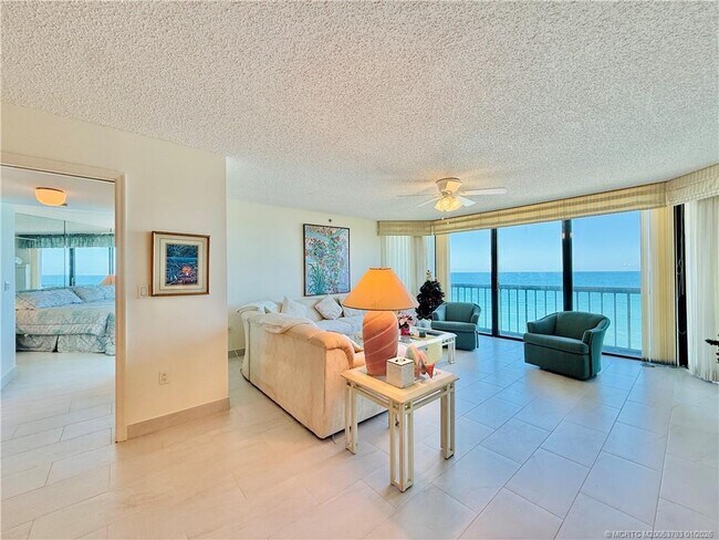 Building Photo - 8800 S Ocean Dr