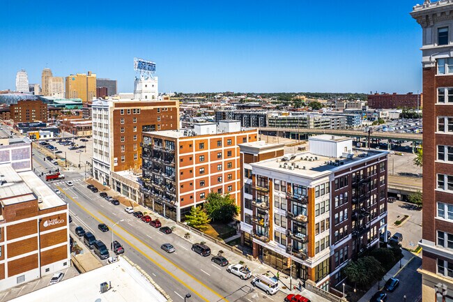 Aerial Photo - Western Auto Bldg