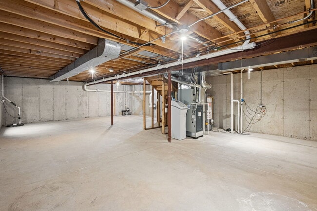 Building Photo - 5117 Woodmere Ct