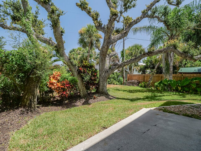 Building Photo - 915 Bahia Mar Rd