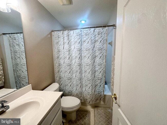 Building Photo - 15505 Banjo Ct