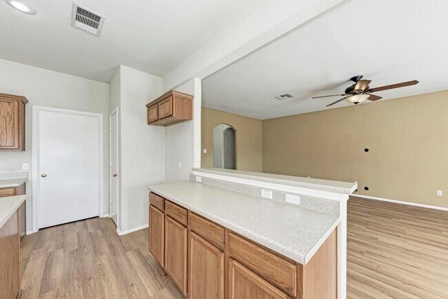 Building Photo - 1203 Tricia Cove