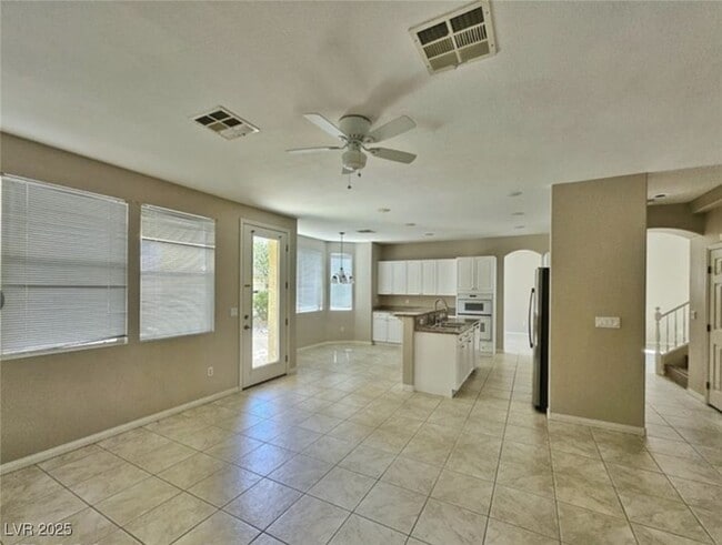 Building Photo - 8917 Waltzing Waters Ct