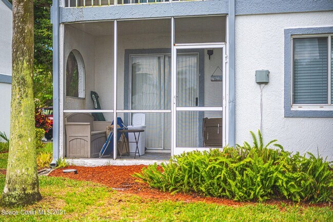 SCREENED IN PORCH! - 220 Beach Park Ln
