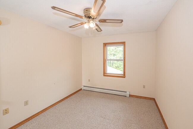 Building Photo - 80 Riggs Dr