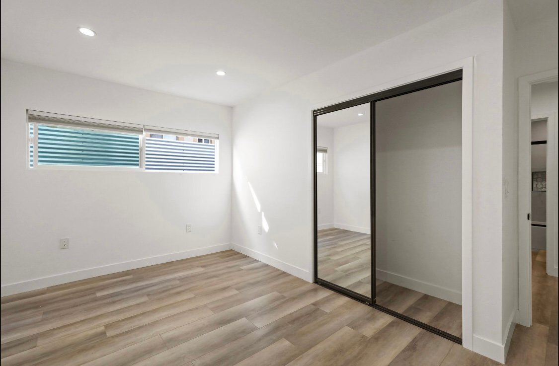 Building Photo - 2561 W Ave 30