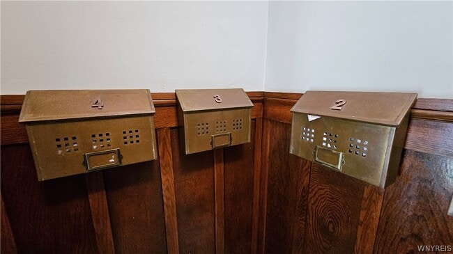 Building Photo - 419 Richmond Ave