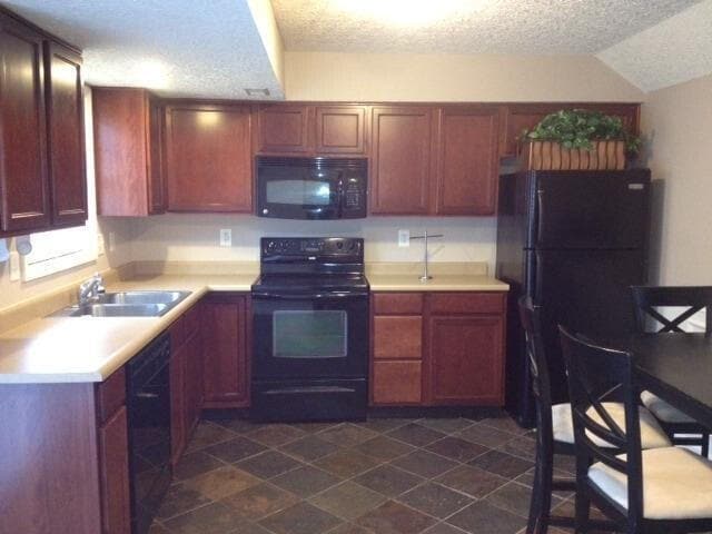 Building Photo - 720 Statesman Way