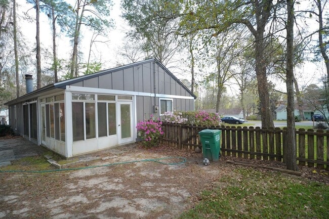 Building Photo - 6607 Tim Tam Trail