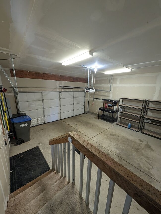 Building Photo - Large 4 Bedroom Home for rent in PO - Over Two Acres and Room to Roam!