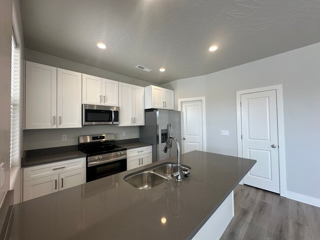 Building Photo - 1131 S 4380 W