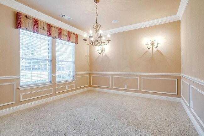 Building Photo - Amazing Well Maintained 3 Bedroom, 2 Bath Home in Euless Gated Community- 76039- Grapevine-Colley...