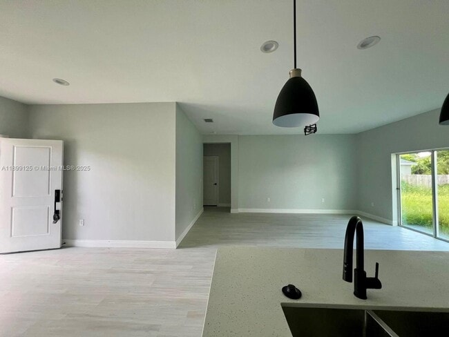 Building Photo - 21068 Exmore Ave