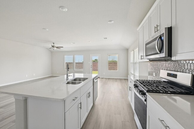 Building Photo - 514 River Rdg Dr