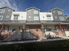 Building Photo - 3 Bed 3.5 Bath-New Construction!