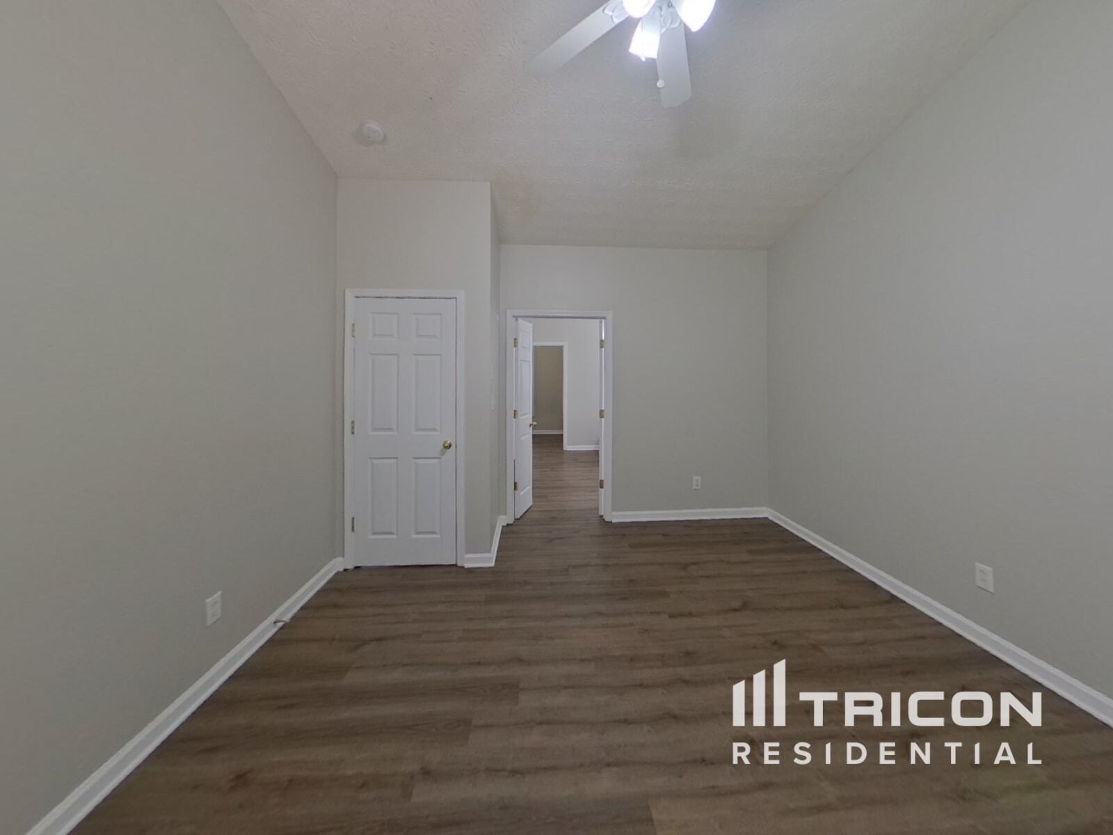 Building Photo - 733 Winbrook Dr