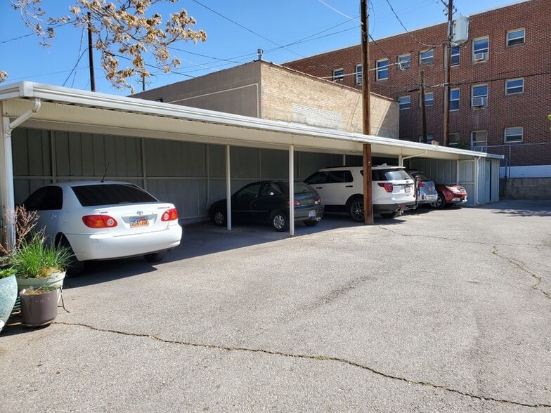 Building Photo - 325 S 400 E