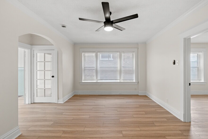 Building Photo - 3453 Miami St