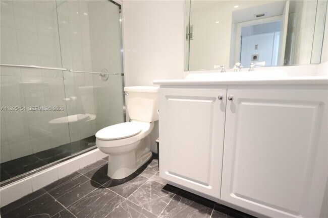 Building Photo - 9301 SW 92nd Ave