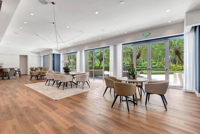 Building Photo - 4001 N Ocean Blvd