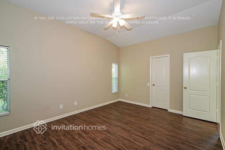 Building Photo - 4315 Marchmont Blvd