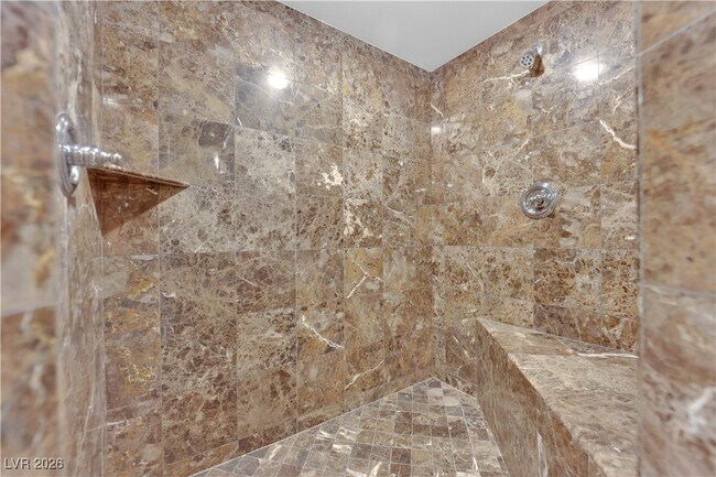 Building Photo - 360 E Desert Inn Rd