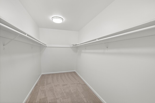 Building Photo - 20152 Redlands Dr