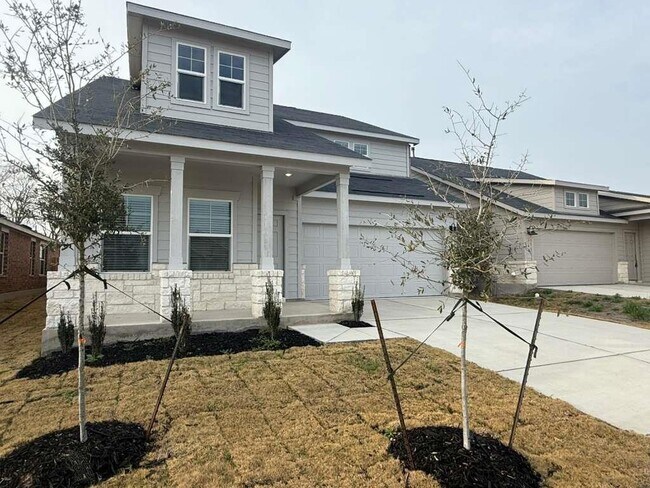 Building Photo - 561 Sormonne Lp