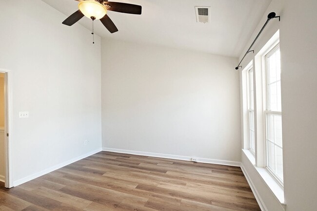 Building Photo - Dog-Friendly 4BR Cherry Hill Townhome with 2-Car Garage