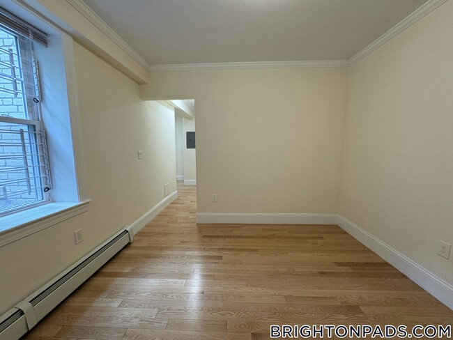 Building Photo - 100 Kilsyth Rd