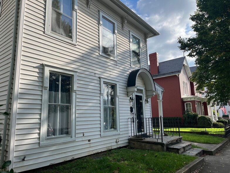 Building Photo - 308 W Boscawen St