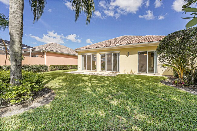 Building Photo - 11427 SW Rockingham Dr