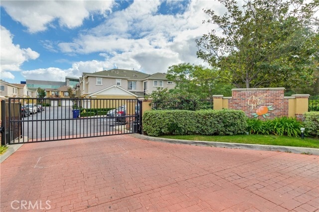 Building Photo - 5455 Mandarin Cove