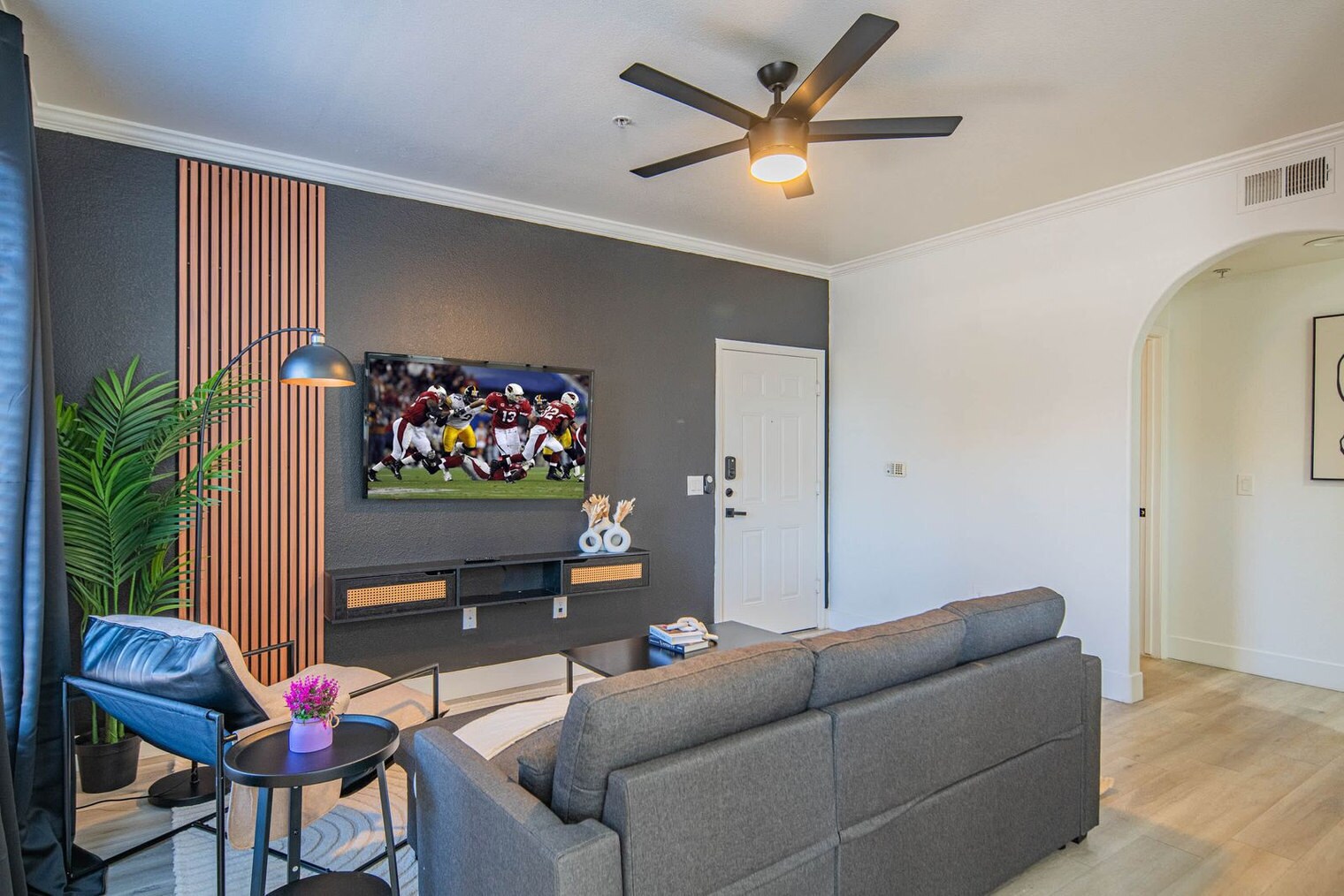 Building Photo - 7455 N 95th Ave