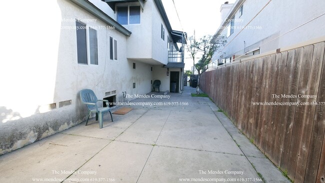 Building Photo - 1523 Locust St