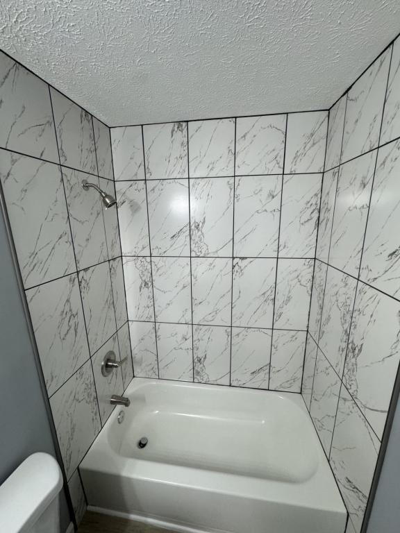 Building Photo - 22 Apple Ln