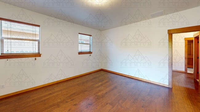 Building Photo - Beautiful 3 bedroom 2 bath home!