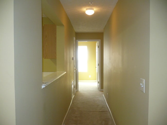 Building Photo - 5103 Fairington Club Dr