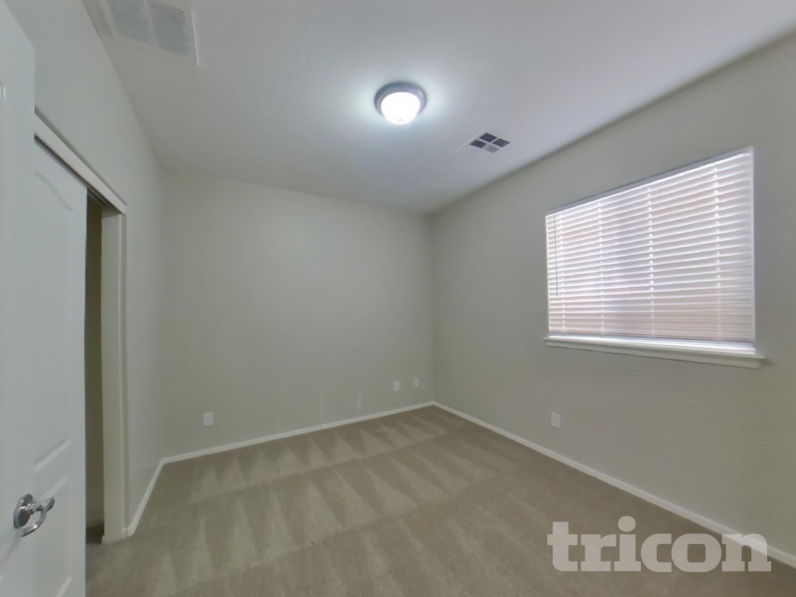 Building Photo - 4908 E Austin Ln