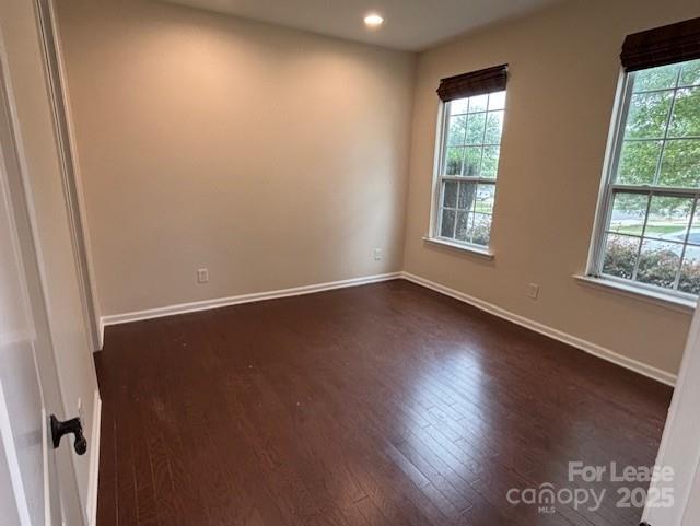 Building Photo - 180 Silverspring Pl