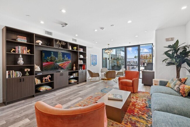 Building Photo - Unit Type: E | 2 Bed | 2 Bath